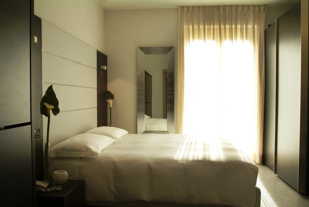 Hotel San Lorenzo Chiavenna Ngoại thất bức ảnh