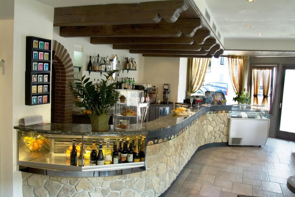 Hotel San Lorenzo Chiavenna Ngoại thất bức ảnh